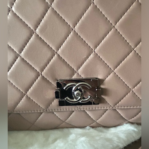 Chanel boy accordian flap bag - Picture 8 of 15